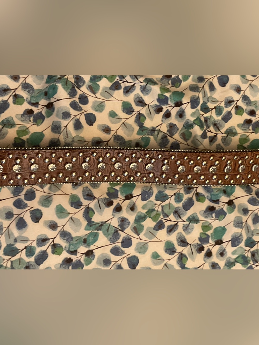 Guess Western Style Studded Brown Leather Women’s Belt (length of 40”) - Picture 4 of 4